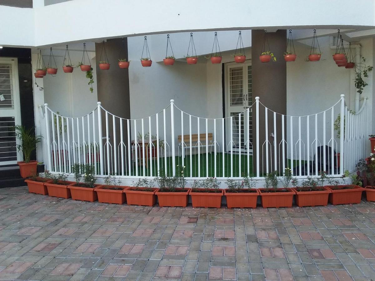 Stay Nc Homestay Nashik Extérieur photo